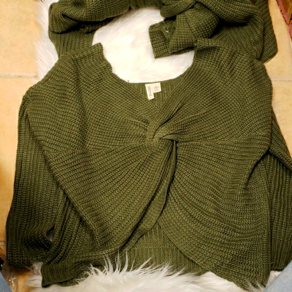 Sweater Green faux wrap - Picture 3 of 8